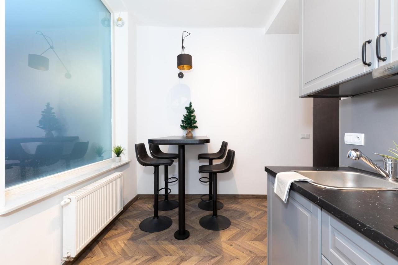 קרקוב Rainbow Apartments 4 מראה חיצוני תמונה